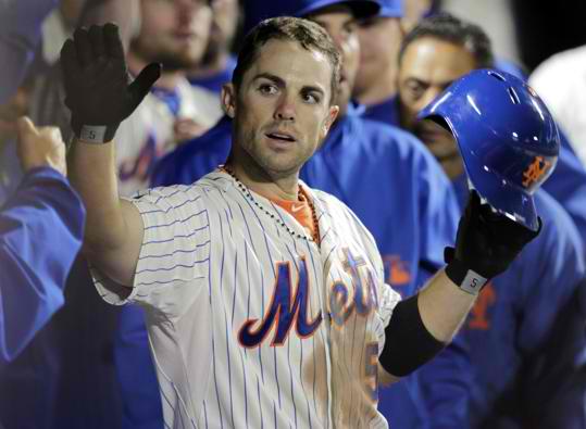 The Mets need all the good news they can get, re-signing David Wright is a pretty good start. (Image Credit: AP Photo/Seth Wenig)